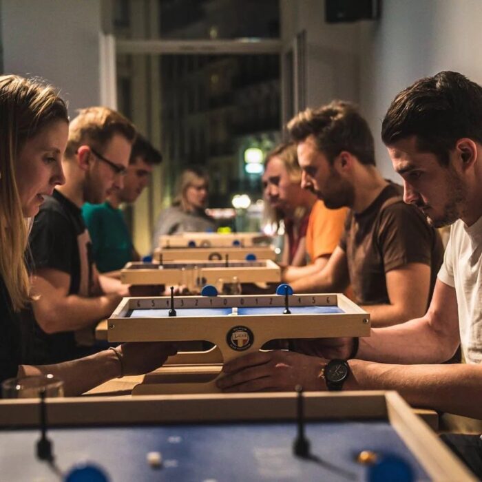 Klask – Geschicklichkeitsspiel 2 Spieler – Magnetspiel aus Holz